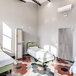 Borgo Ripa Urban Travel *
