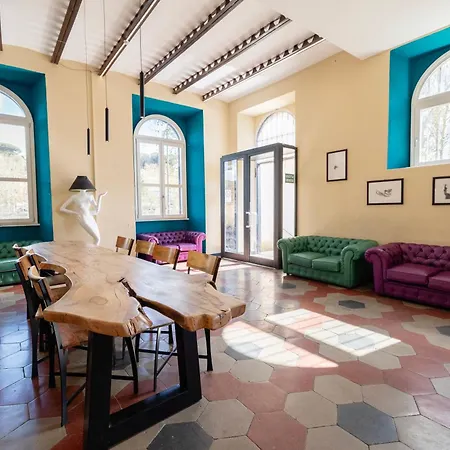 Borgo Ripa Urban Travel Albergue