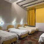 Borgo Ripa Urban Travel Hostal