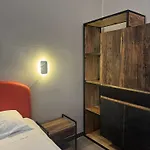 Hostal Borgo Ripa Urban Travel *