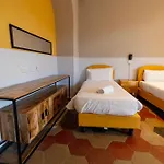 Hostal Borgo Ripa Urban Travel *