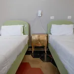 Hostal Borgo Ripa Urban Travel